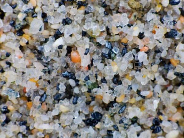 Mineral powder feed for planetary ball milling