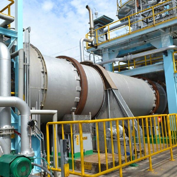 Rotary kiln hood sealing and gas handling connection
