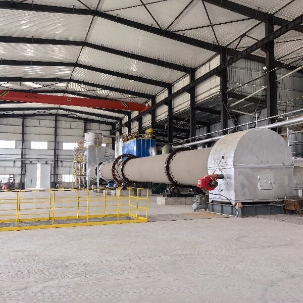 Compact cement kiln installed inside a production workshop